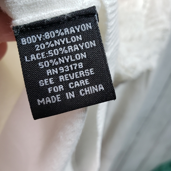 Premise Studio Ivory Lace Cardigan Button Front - Picture 3 of 4